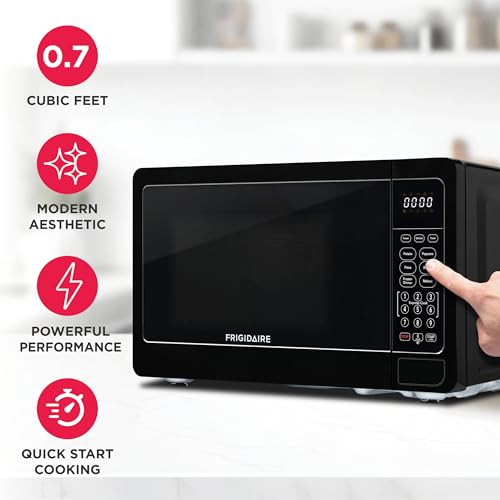 FRIGIDAIRE 0.7 Cu. Ft. Black Microwave - Quick Heat & Defrost